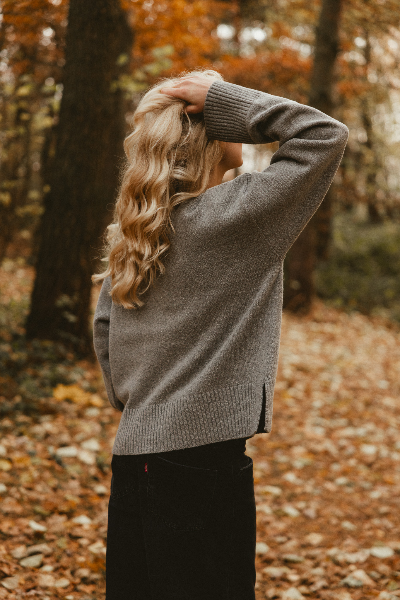 SILK&STORM sweter z jedwabiem soft glow grey