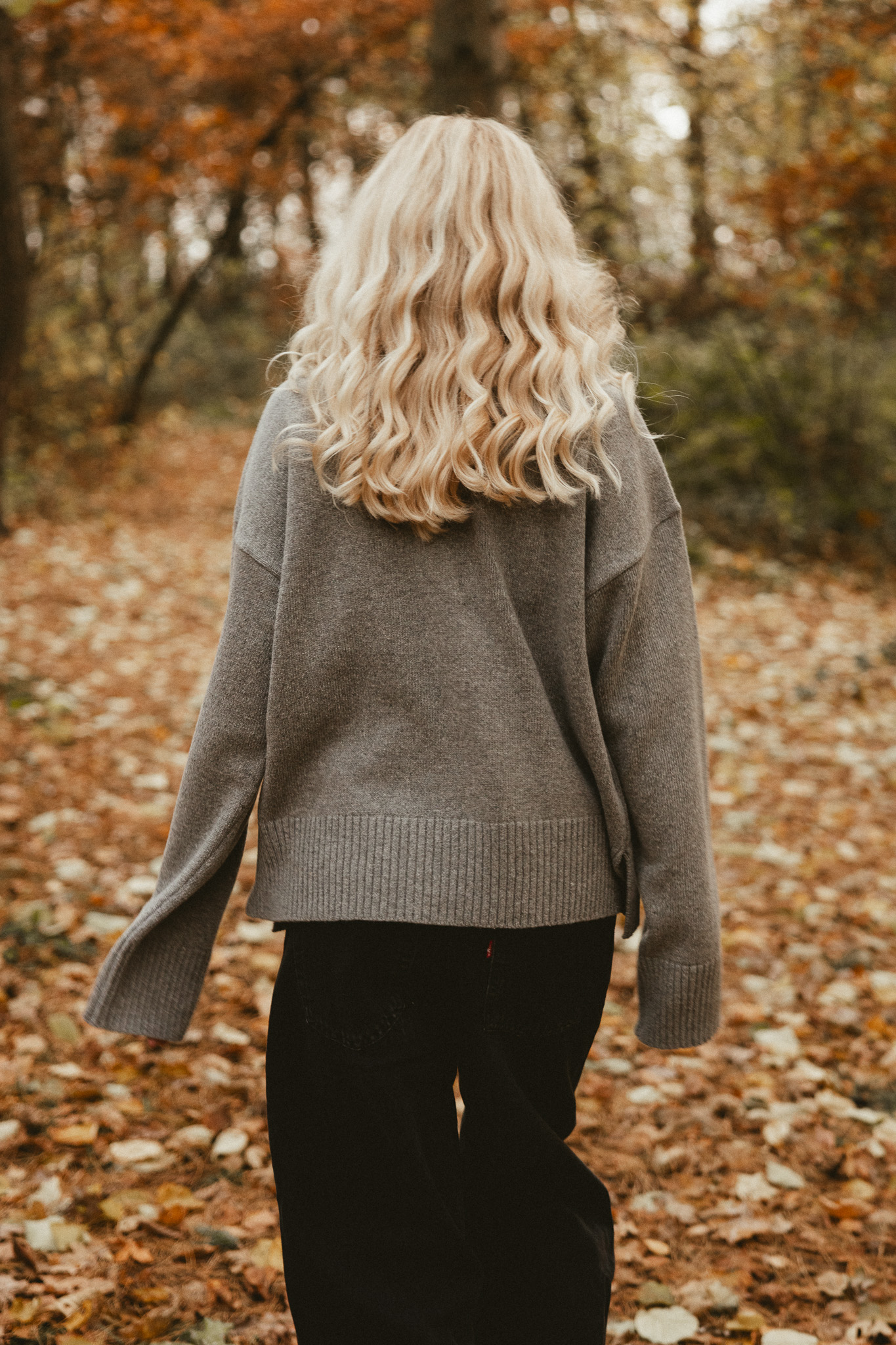 SILK&STORM sweter z jedwabiem soft glow grey