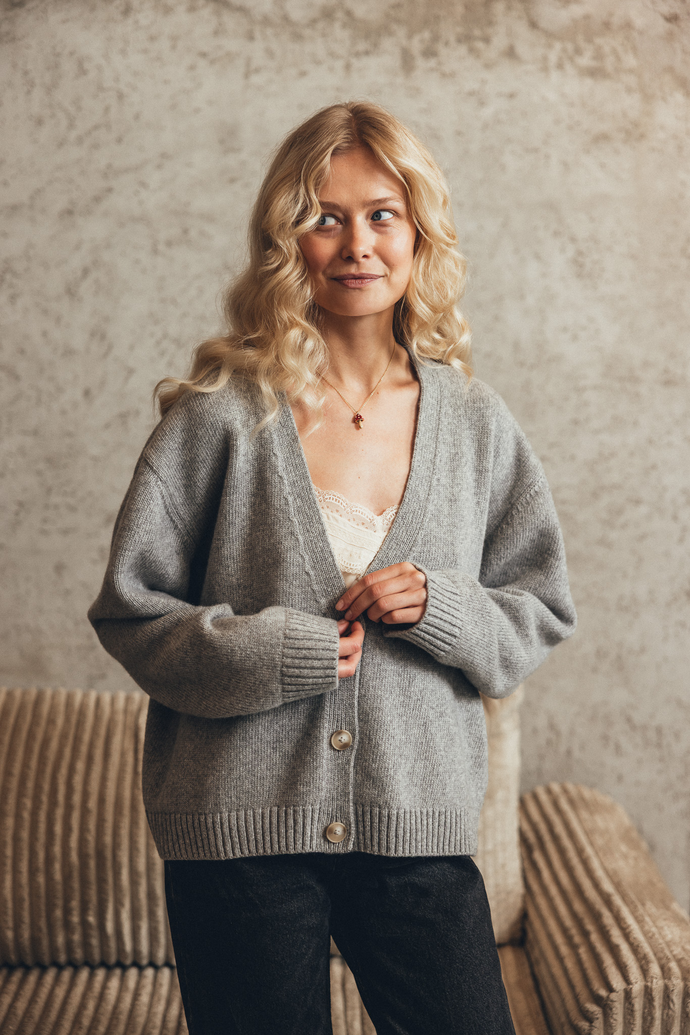 GO TO kardigan bright stone