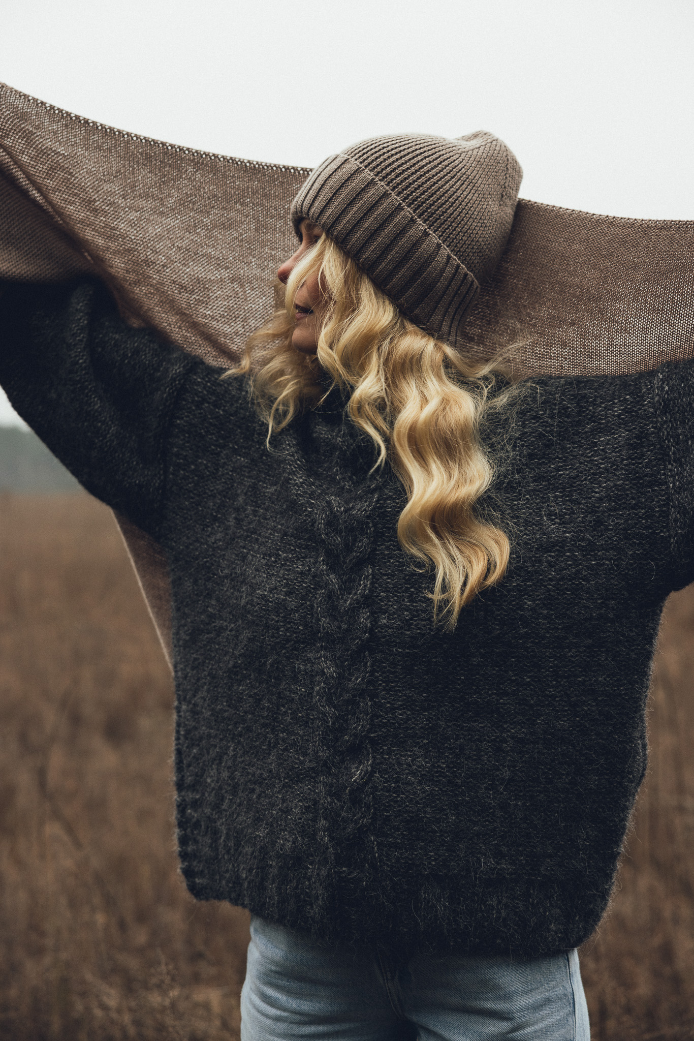 SOFT ATELIER golf z alpaki deep graphite