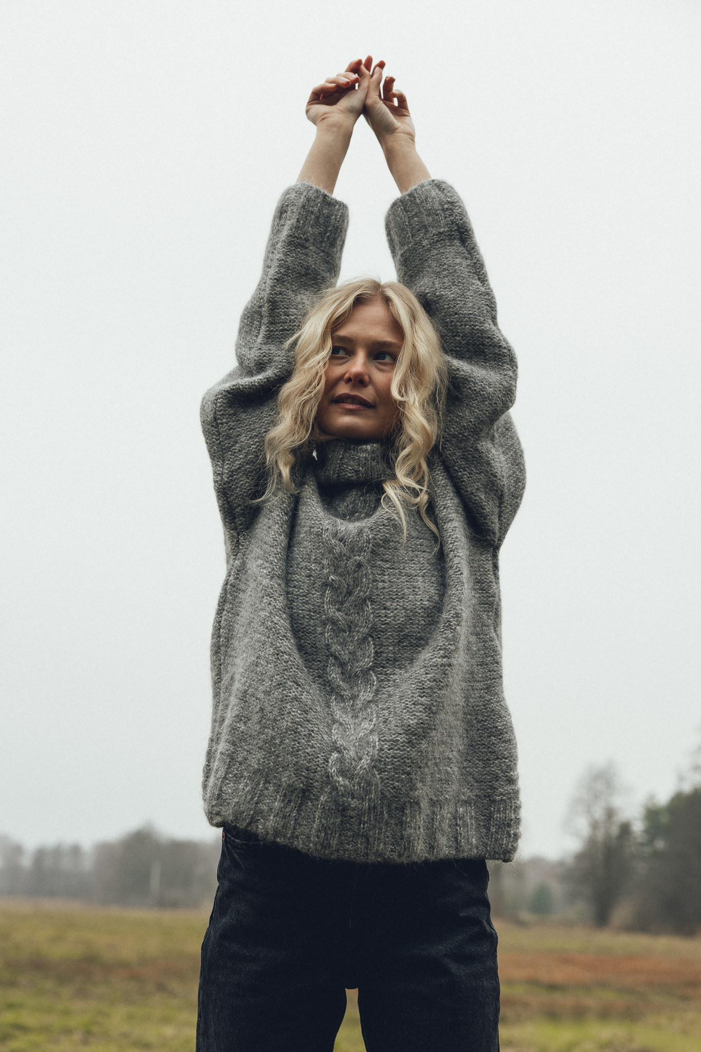 SOFT ATELIER golf z alpaki cloudy grey