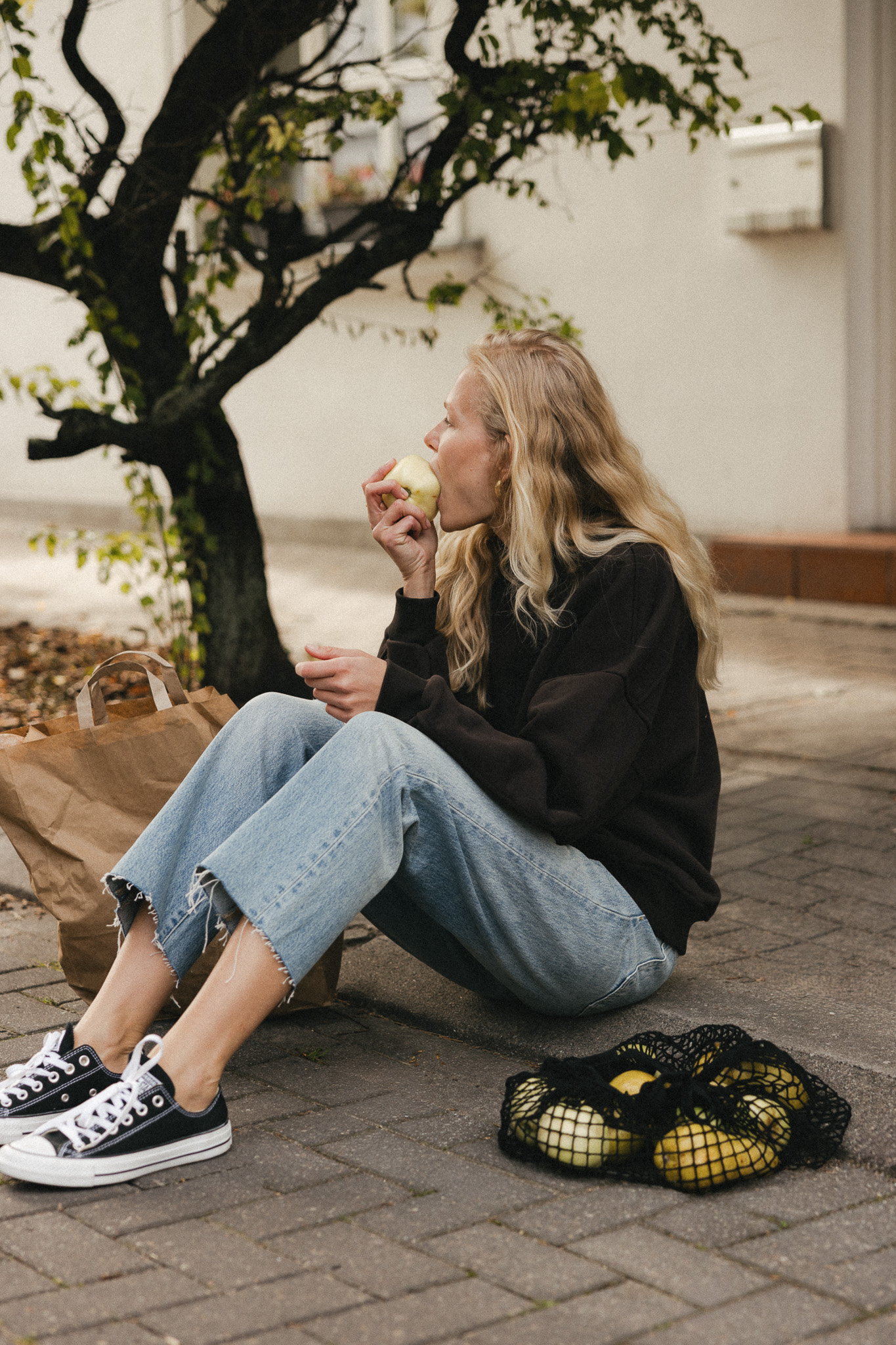 OUT & ABOUT bluza oversize brąz